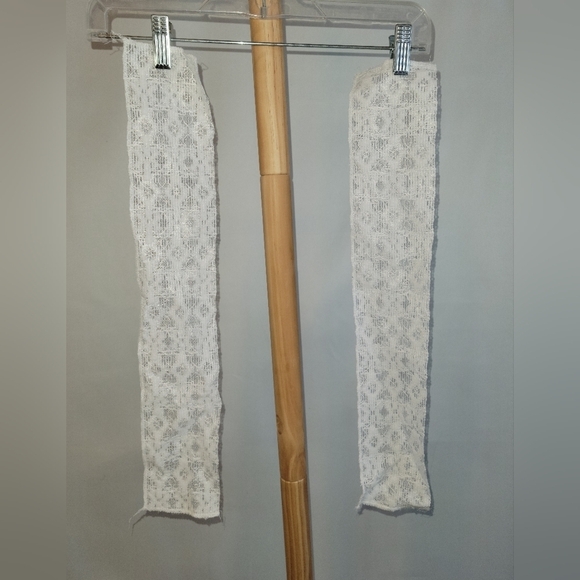 White lace valance with two white lace ties pocket  rod style - Picture 3 of 4